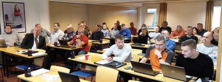 Ammattisotilas_luottamusmiehet_maavoimat_Kuva_RikuRissanen Ammattisotilas_luottamusmiehet_maavoimat_Kuva_RikuRissanen